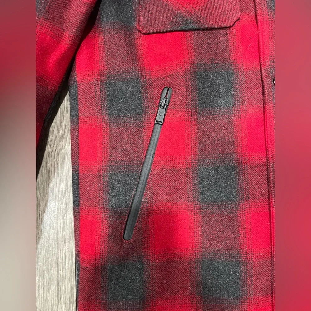 Pendleton Longmont Wool Blend Insulated /‎ Lined Shirt Jacket Red Ombre Sz M